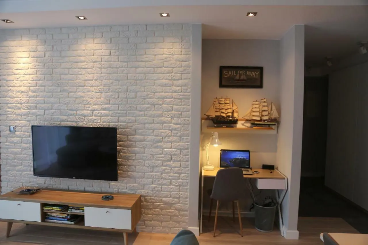Aski New Powisle Copernicus Apartment Warsaw 0*,